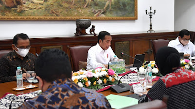 Jokowi Kumpulkan Menteri Setelah Kunjungan Luar Negeri
