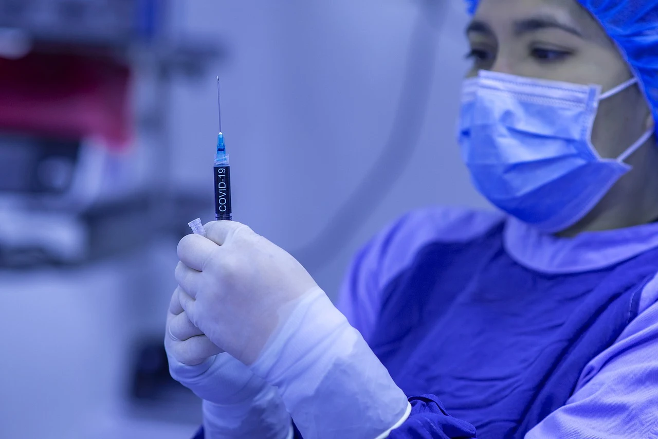 Health authorities recorded 4770 new corona infections across the country, mostly in Jilin province (northeastern), while shutting down the nearby city of Shenyang in Liaoning province late on Monday.