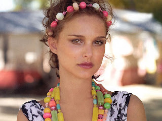 free unwatermarked wallpapers of Natalie Portman at Fullwalls.blogspot.com