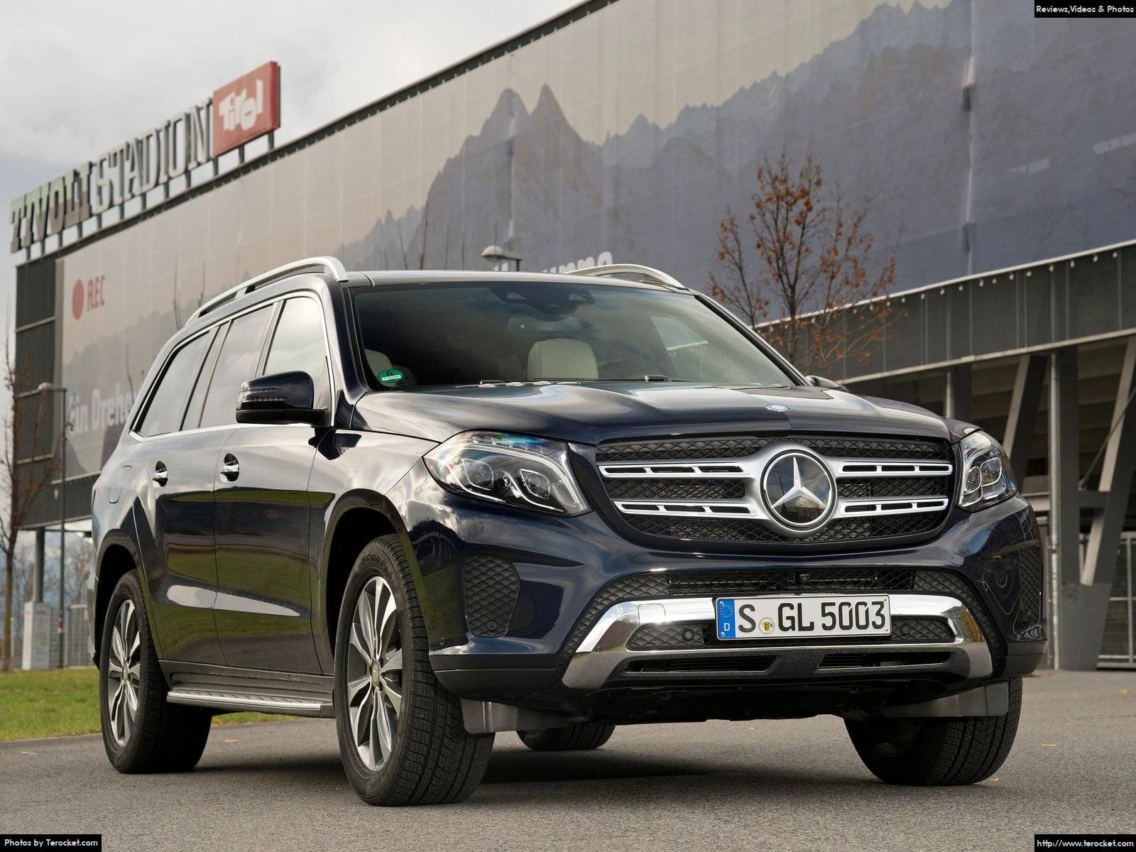 Hình ảnh xe ô tô Mercedes-Benz GLS 2017 & nội ngoại thất