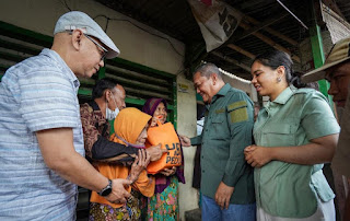 Reses di Lombok Timur, HBK Salurkan Bantuan Alsintan untuk Petani dan Sembako untuk Kaum Dhuafa