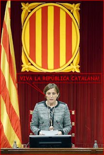 La tieta Forcadell proclama ¡Viva la República catalana!