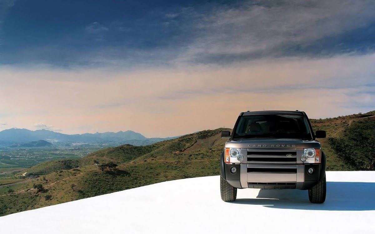 SUV Widescreen HD Wallpaper 8