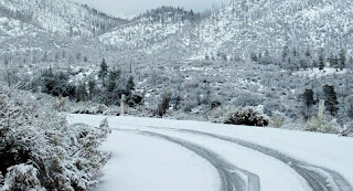 Έκτακτο δελτίο επιδείνωσης καιρού: Χιόνια και καταιγίδες