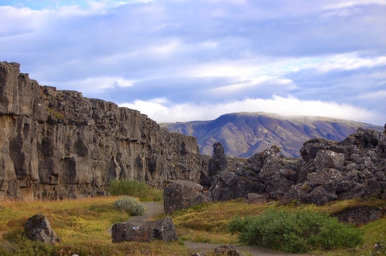 The Mid-Atlantic Ridge in Iceland | Amusing Planet