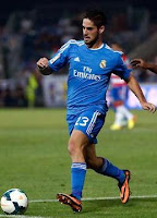 Isco Alarcon en partido con el Real Madrid