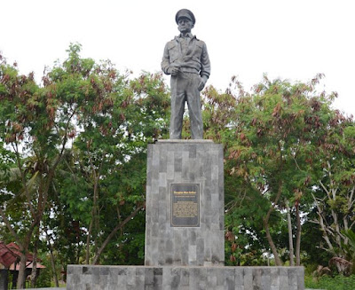 Patung MacArthur Morotai