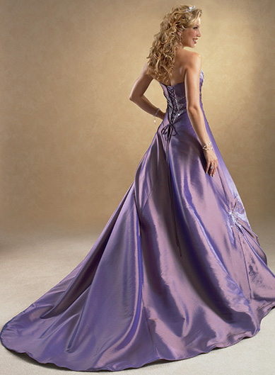 Orchid-Strapless-on-Purple-Wedding-Dresses2+purple+wedding+dresses.jpg