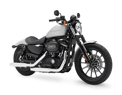 Harley Davidson Bikes Wallpapers and Pictures