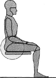 Sentarse recto puede causar dolor de espalda
