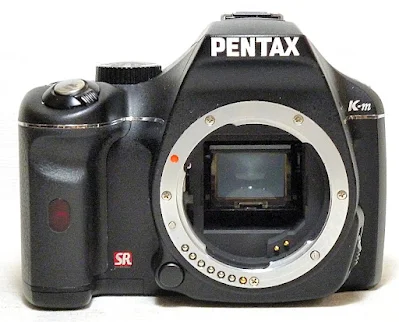 Pentax K-m, Front