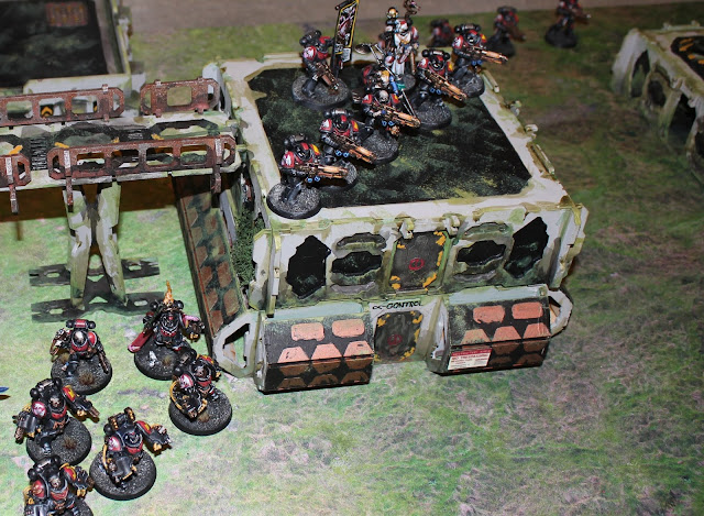 Warhammer 40k battle report - Chapter Approved 2018 - Eternal War - Supplies From Above: Tyranids vs Spaces Marines - 1500 points