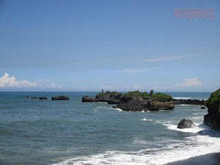 Pantai Mengening Di Desa Cemagi Badung