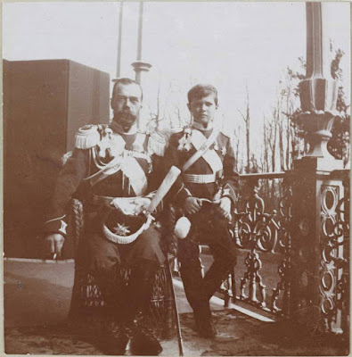 Nicolás y Alekséi.