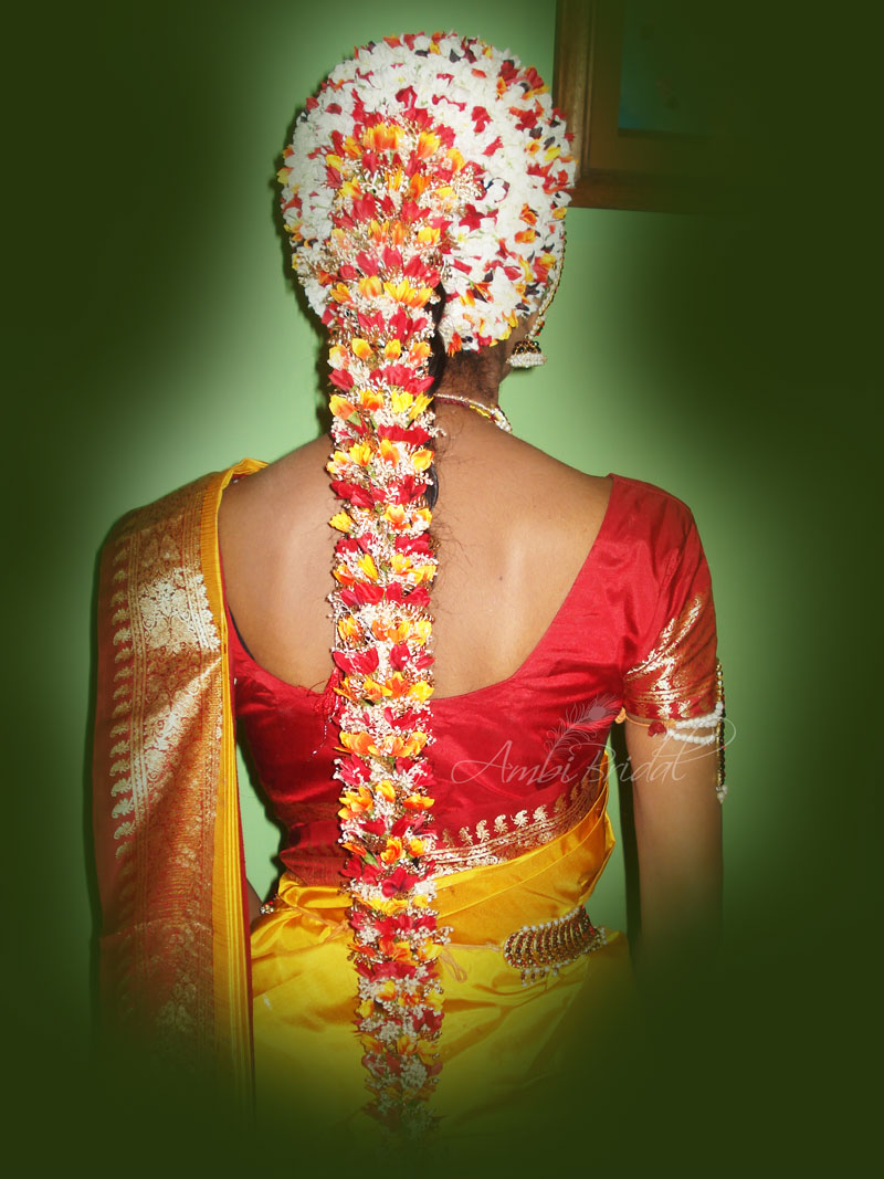 Hairstyles With Flowers