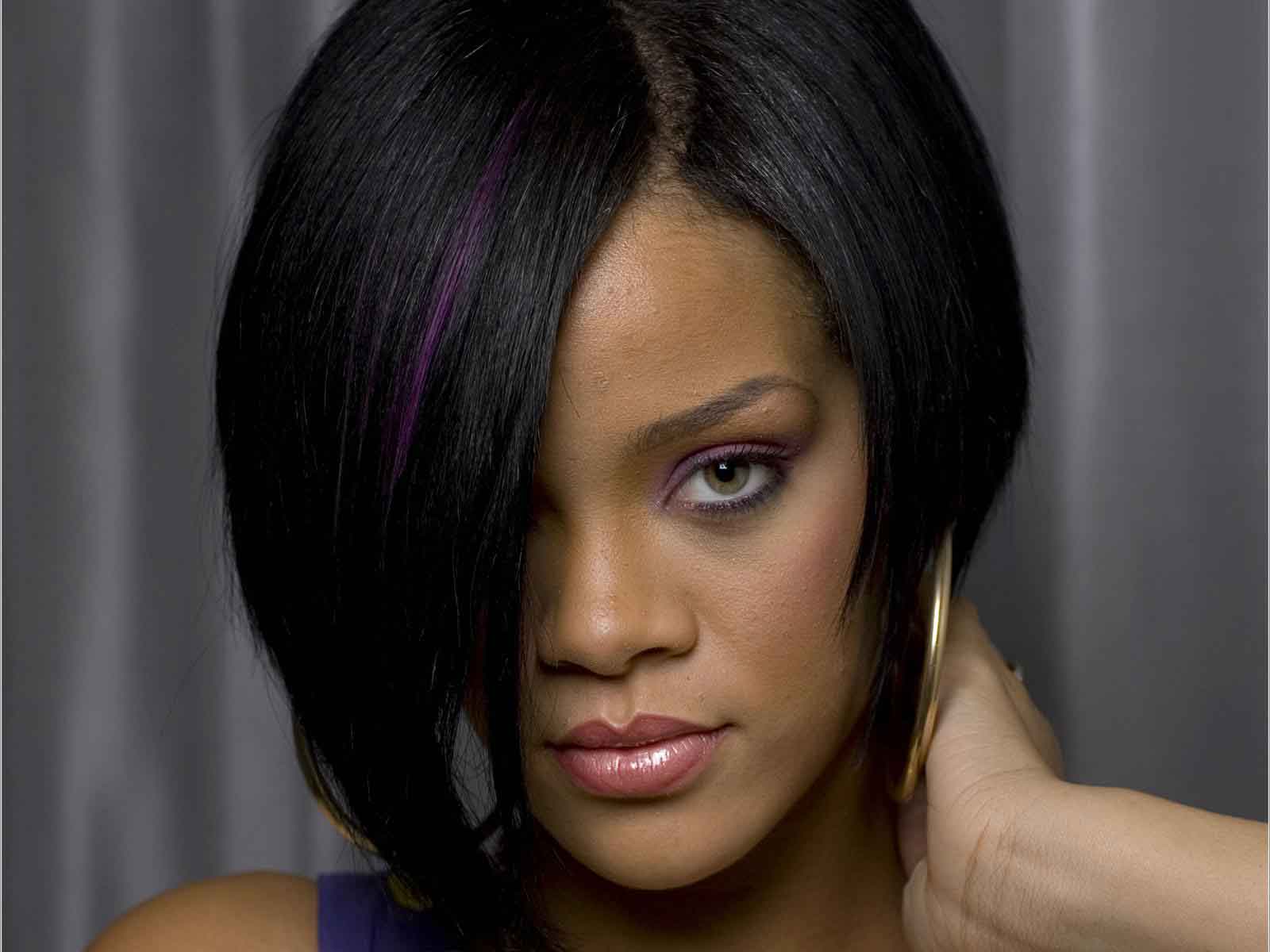 Braided Hairstyles That Are In Your Face For Natural Black Hair bob+hairstyle-hairstyles-formen..com-2011Rihanna-Bob-Hairstyle 