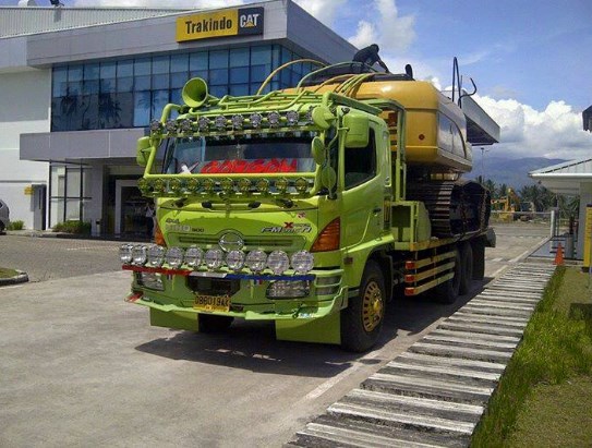 Mobil Truk Hino Modifikasi Terbaru 2017