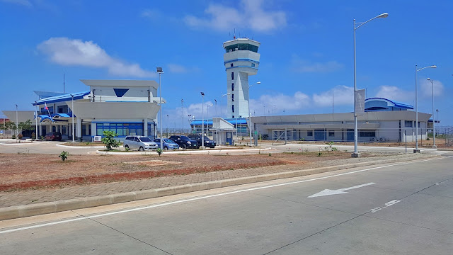 outside the CGY Laguindingan Airport