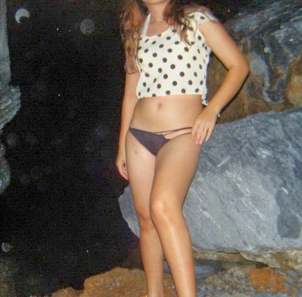 Foto Model Pamer Body Malem-Malem