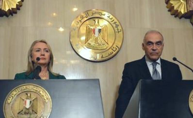 Hillary Clinton and Foreign Minister Mohammed Kamel Amr