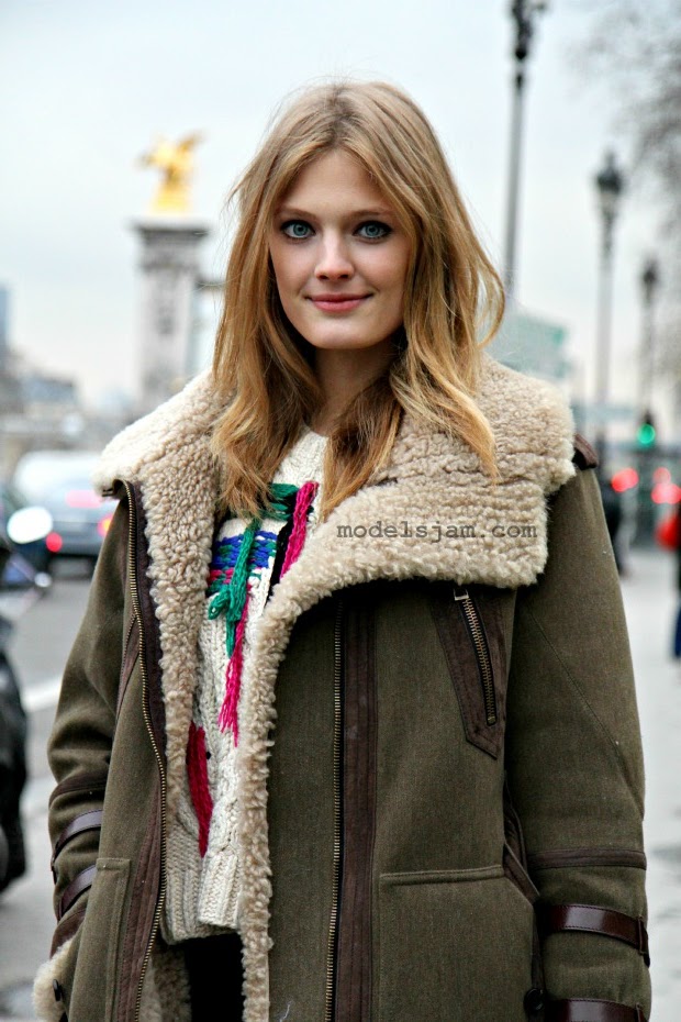 Etichette constance jablonski Paco Rabanne street style