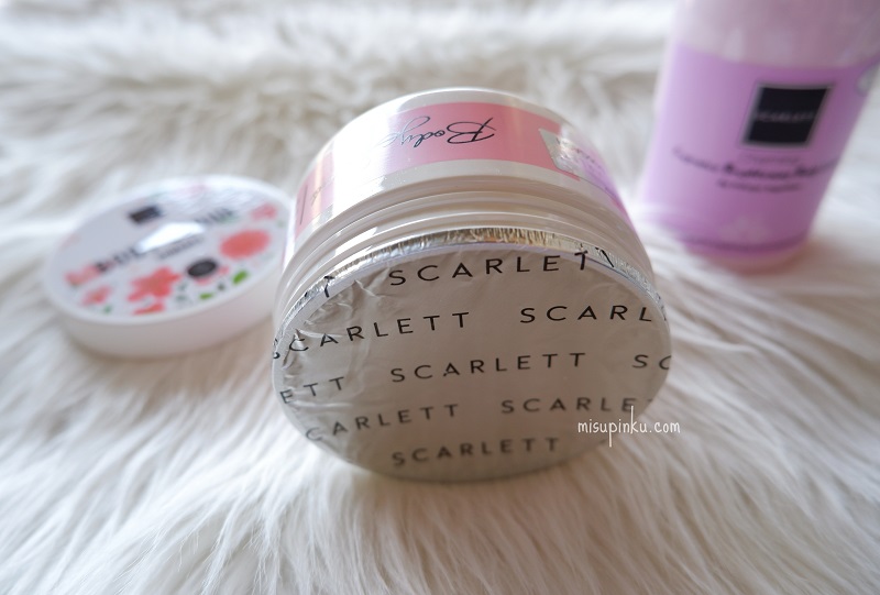 scarlett whitening body scrub