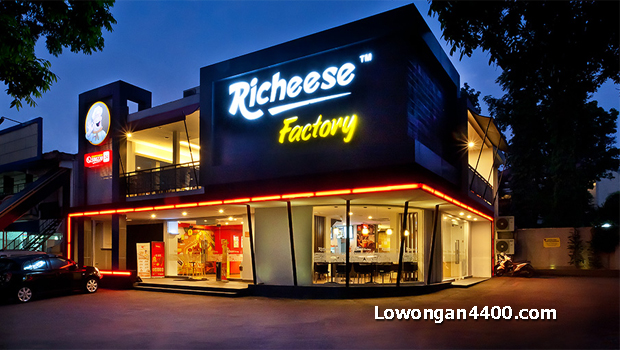 Lowongan Kerja Richeese Factory