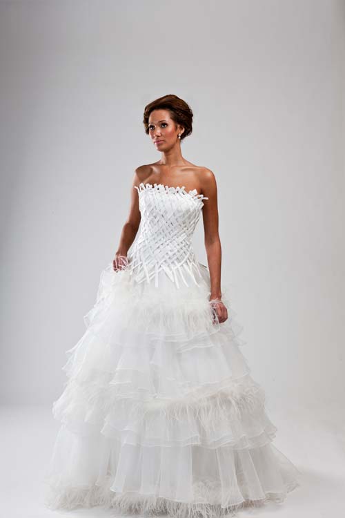 For the wild card of wedding dresses you'll definitely have fun in this 
