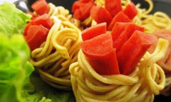 Resep Membuat Mie Gulung Sosis