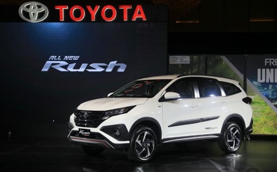 Harga Mobil  Toyota Rush  Baru  Tahun 2021  Nasmoco Semarang 