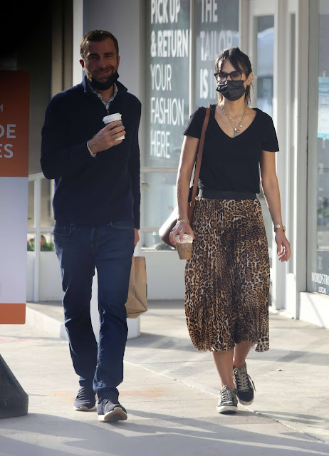 Jordana Brewster she was seen out for a morning coffee with her boyfriend Mason Morfit