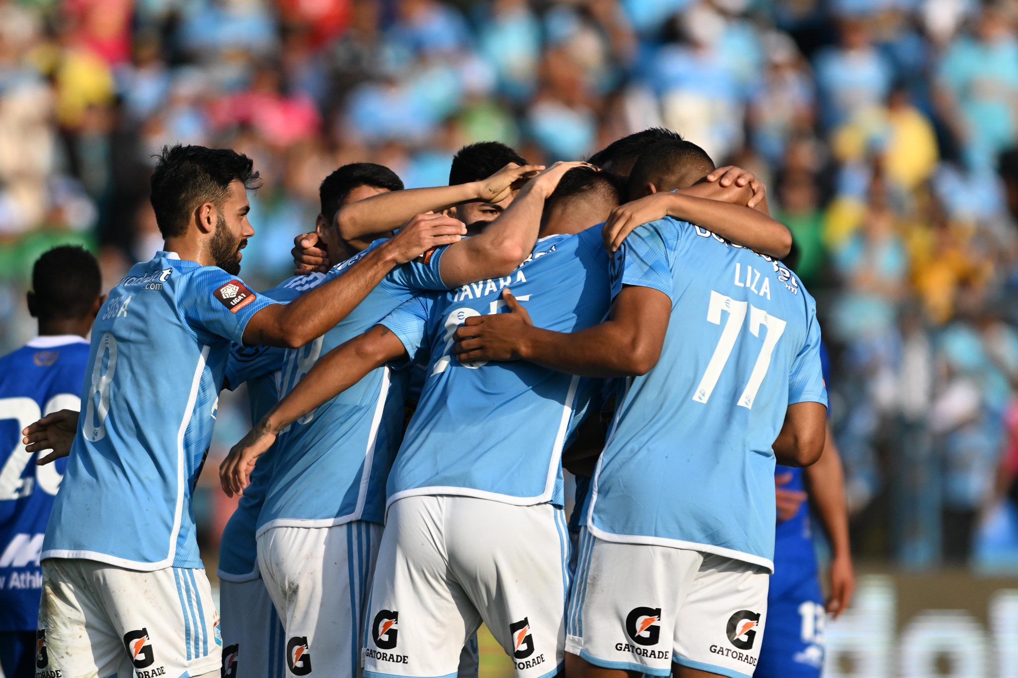 Sporting Cristal gana, gusta y golea