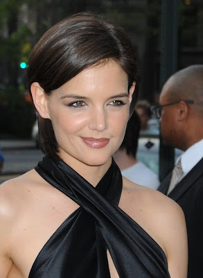 2009 Katie Holmes Latest  Hair