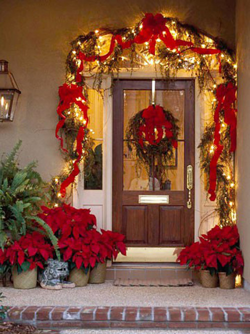 buy an apartment Poinsettia Christmas Porch | 500 x 667