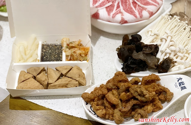 Da Long Yi Hotpot Kota Damansara Review, Da Long Yi Hotpot, 大龙燚火锅, Kota Damansara Restaurants, Best Mala Hotpot KL, Best Mala Hotpot Malaysia, Food