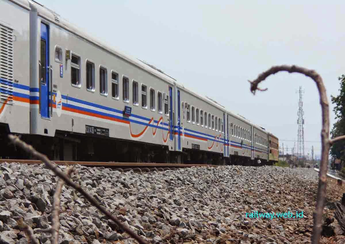Jadwal Kereta Semarang Tegal - Gambar C