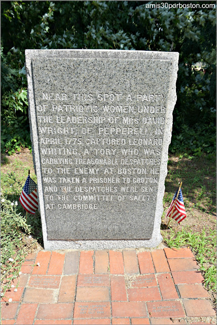 Placas junto al Pepperell Covered Bridge, Massachusetts