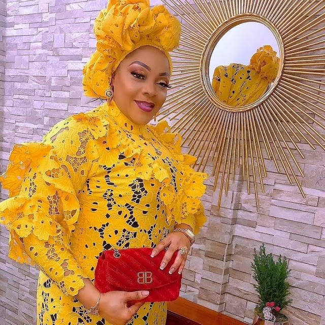 London Style Queen,Hajia Lateefah Aderonke Olaide Steps up her Fashion Style