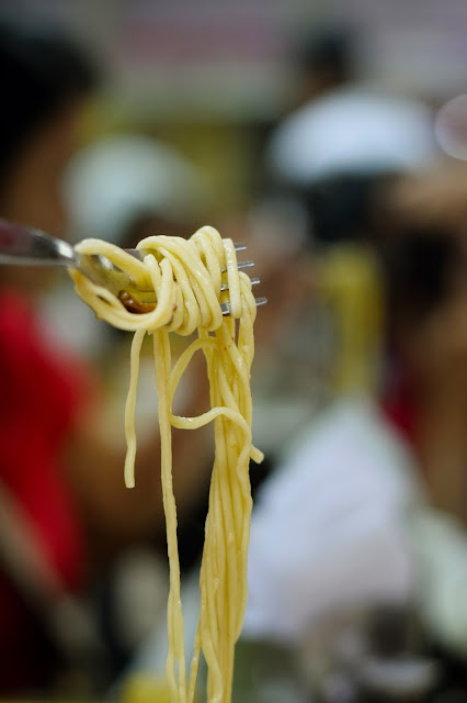 Cantonese Noodles in beef and wanton soup