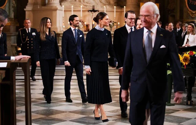 King Carl Gustaf, Queen Silvia, Crown Princess Victoria, Prince Daniel, Prince Carl Philip and Princess Sofia