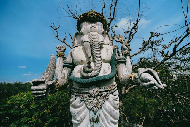 Erawan statue