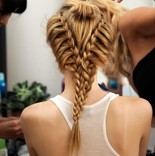 The Bloomin' Couch: Amazing braids