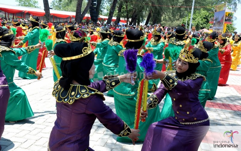 Namanama Tarian tradisional Indonesia dan asal daerahnya