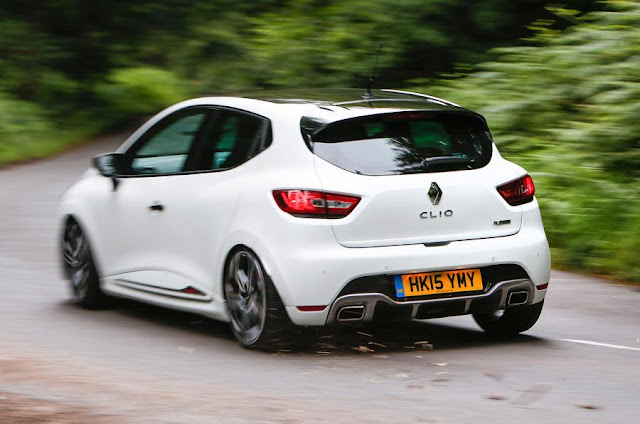 2016 Renault Clio RS 220