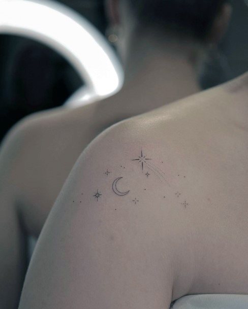 90 ideias incríveis de tatuagens de estrela cadente para as mulheres