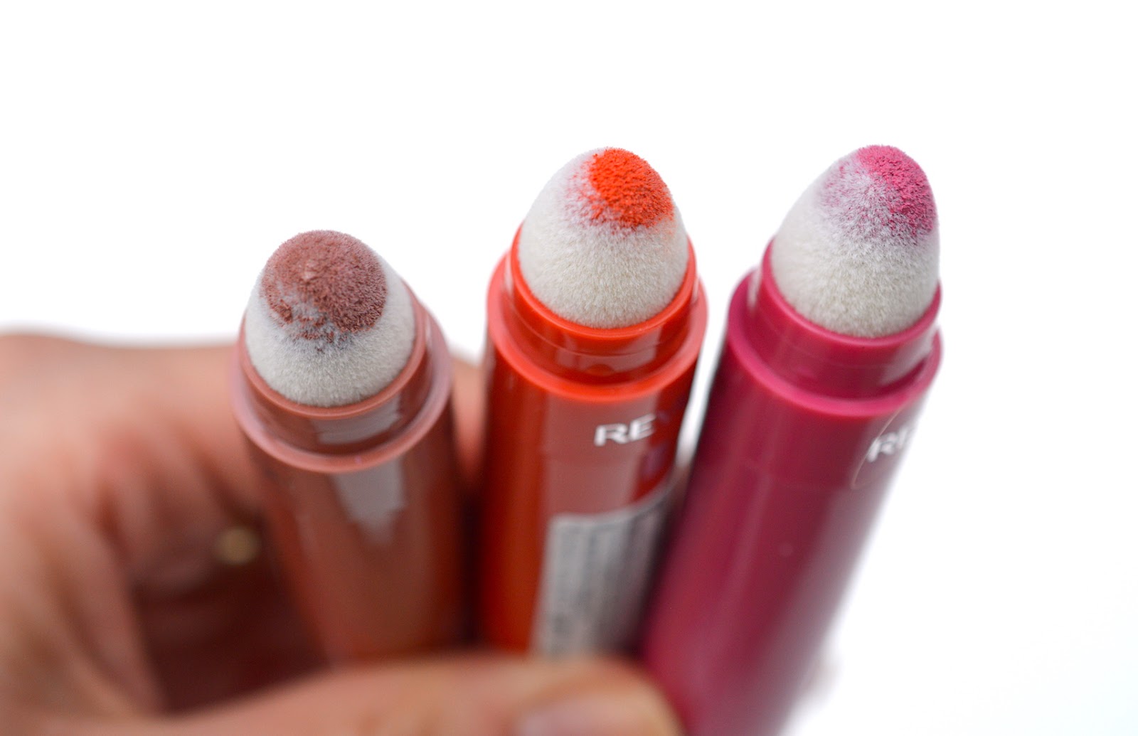 REVLON Kiss CUSHION LIP TINT Review