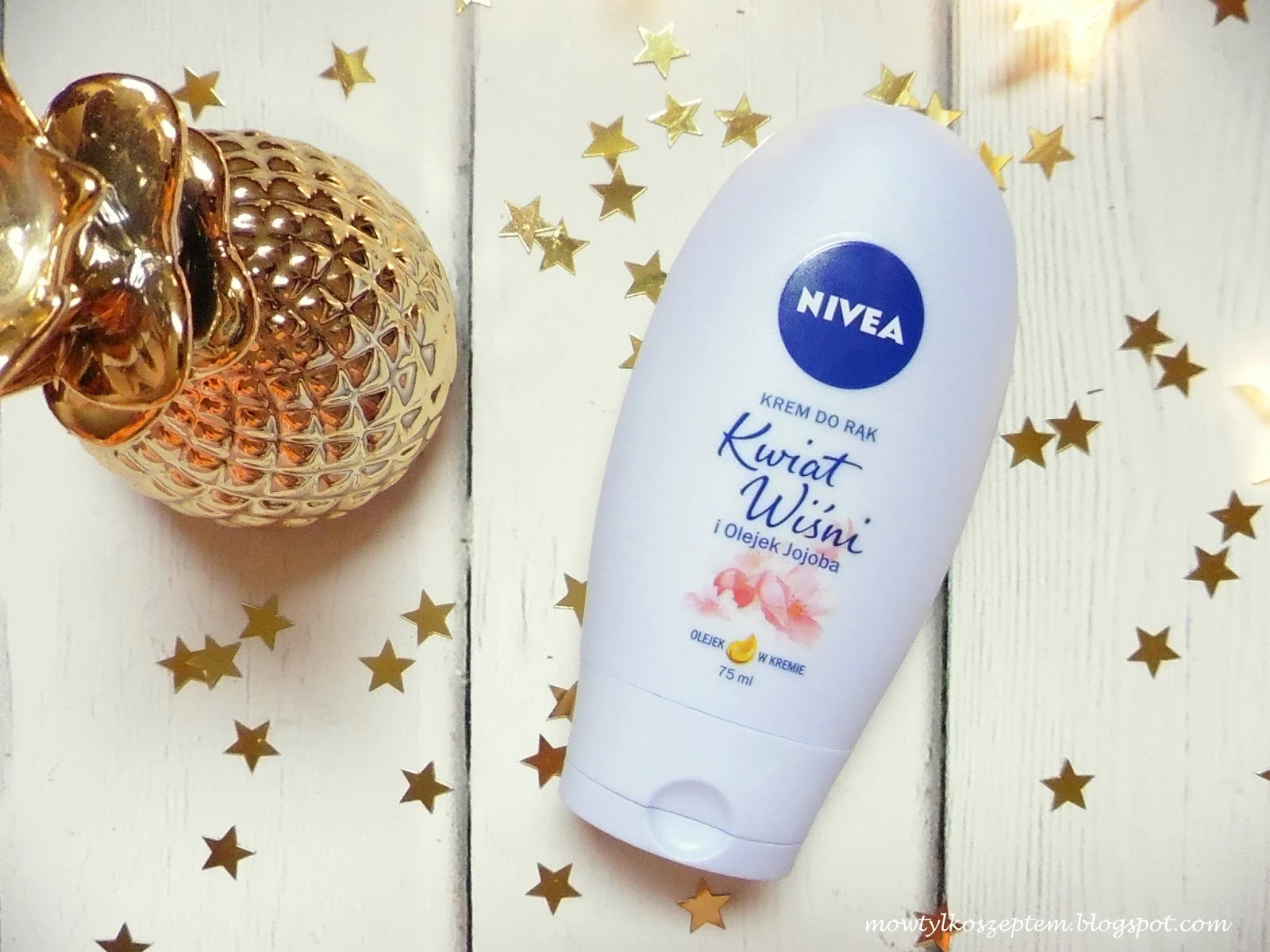 krem-do-rak-nivea,kwiat-wisni-nivea,krem-do-rak-kwiat-wisni