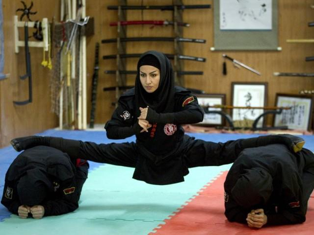 Ninja Wanita IRAN