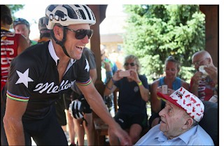 Lance Armstrong Thanks Mr. Porkchop RAGBRAI 2014