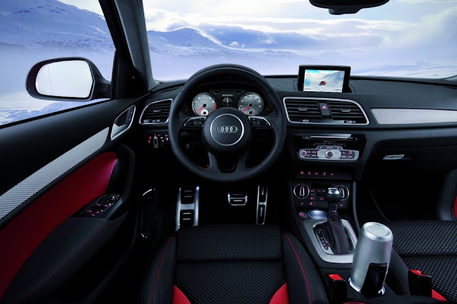 Audi Q3 Sport interior view